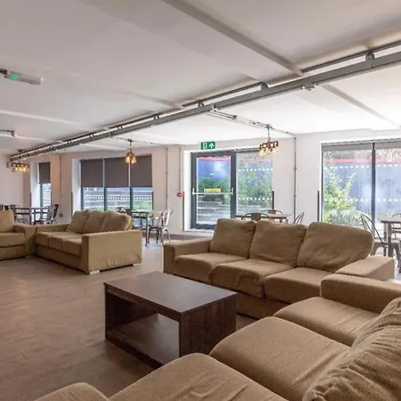 Vibrant Rooms, LEEDS - SK * Leeds (West Yorkshire)