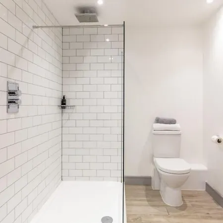 Vibrant Rooms, LEEDS - SK * Leeds (West Yorkshire)